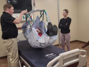 Alumna facilitates donated health equipment